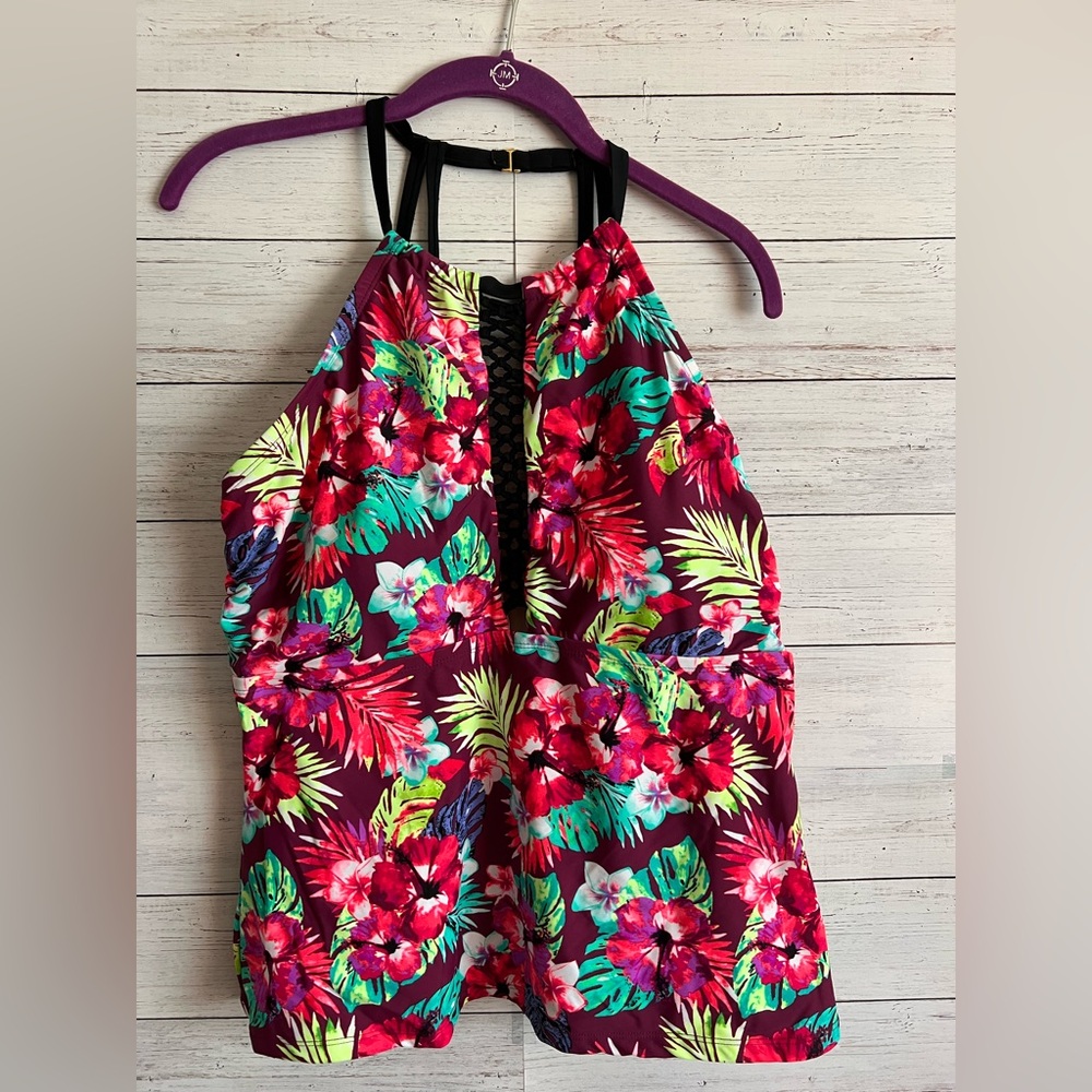 NWT Juniors Plus Size Macrame Tankini - Size 2x